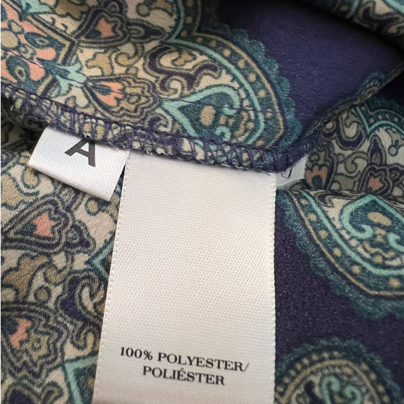 Ann Taylor Blouse in Blue w/Multicolored Abstract Print Roll Tab Sleeves Size XS - Picture 6 of 6